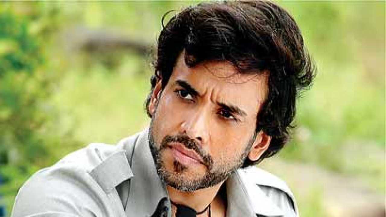 That ’70s look for Tusshar Kapoor