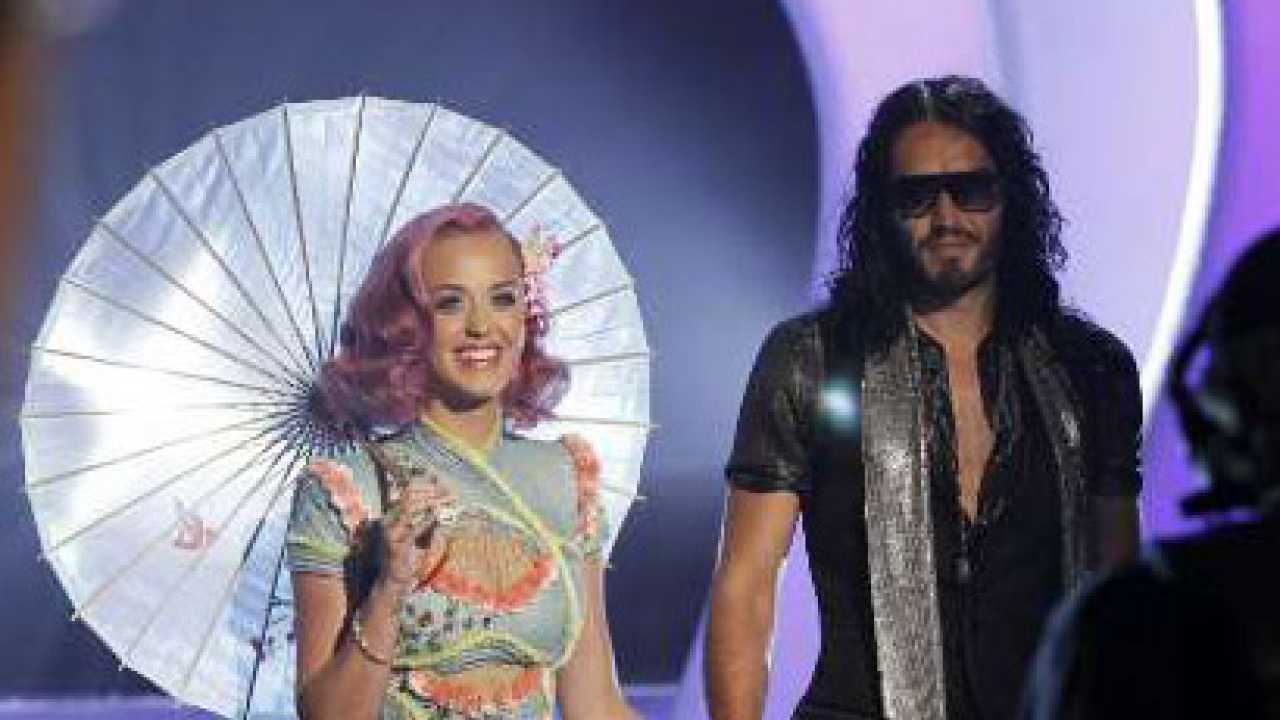 Katy Perry's awkward moment with ex-husband Russell Brand