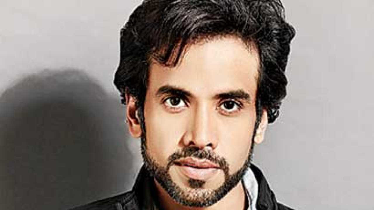 Tusshar to debut on TV!