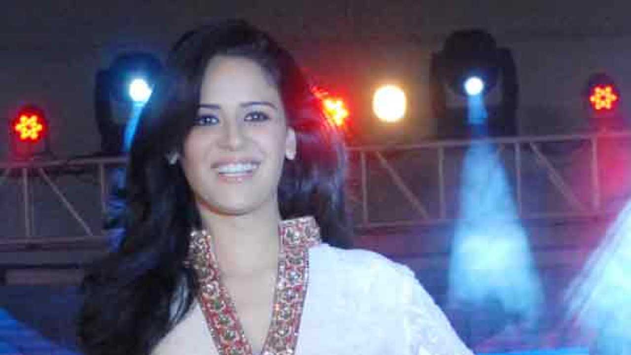 Mona Singh Porn - TV actress Mona Singh files police complaint after nude MMS goes viral