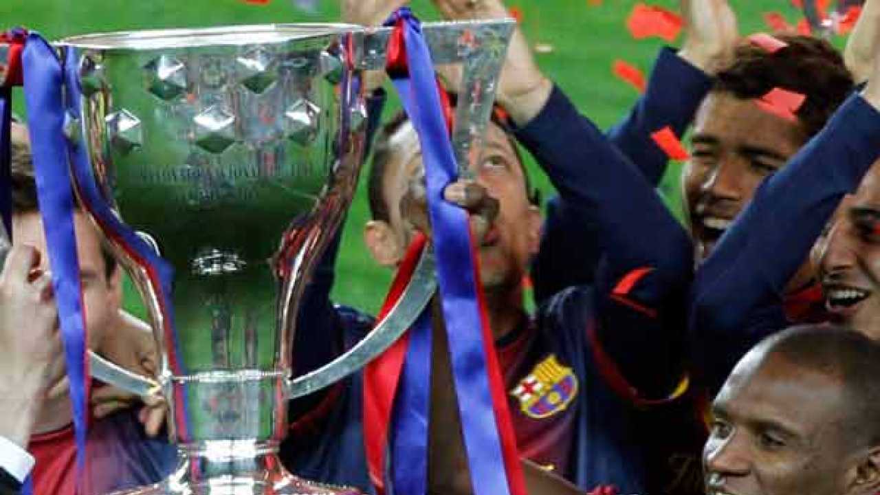 Barcelona Close On 100 Points Lift La Liga Trophy