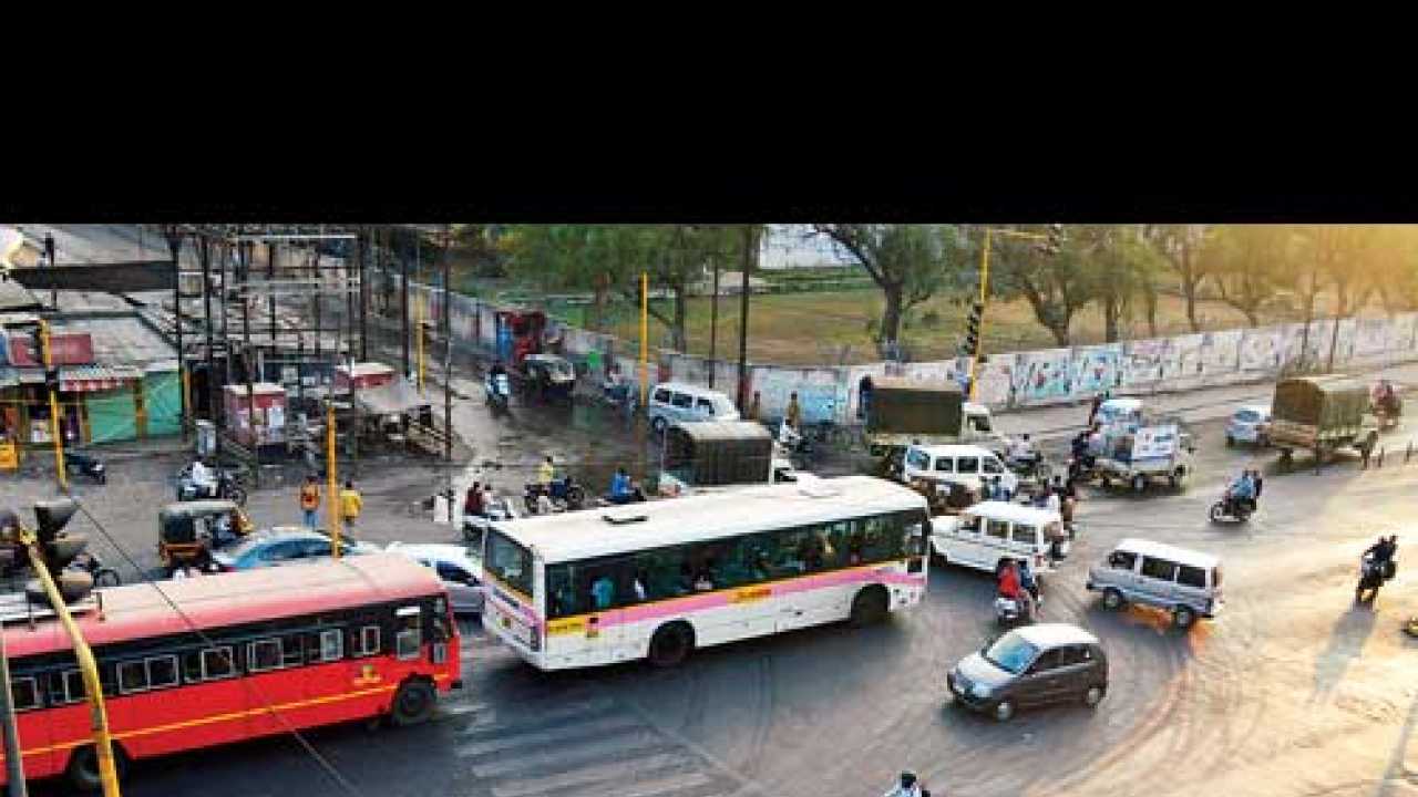 Ramtekadi chowk at Hadapsar a virtual death trap
