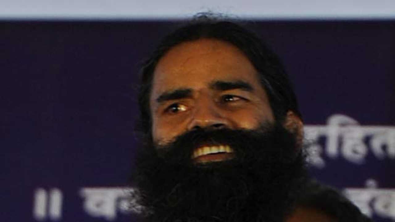 Ramdev bats for narendra modi, trains gun at nitish kumar for 'rambo' remark