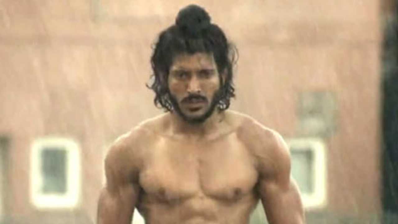 When Milkha Singh Charged Only Re 1 for His Biopic 'Bhaag Milkha Bhaag' -  News18