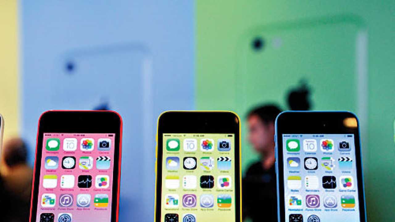 cheaper-iphones-may-find-the-going-tough-in-india-say-analysts