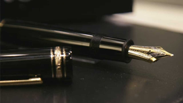 Does the pen world have anything like this? : r/fountainpens