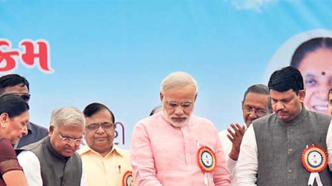 15,000 South Gujarat tribals turn landowners