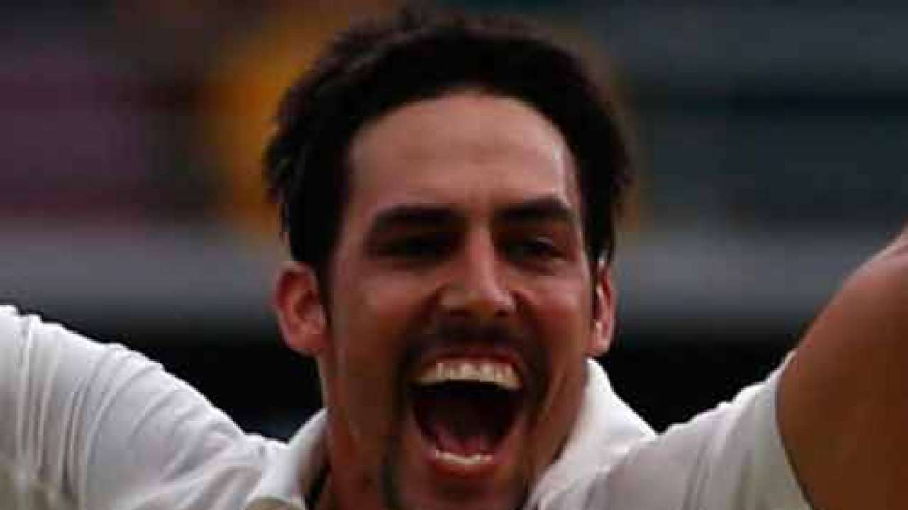 Mitchell Johnson Vows To Shave Off Trademark Moustache Following Australia S 5 0 Ashes Win