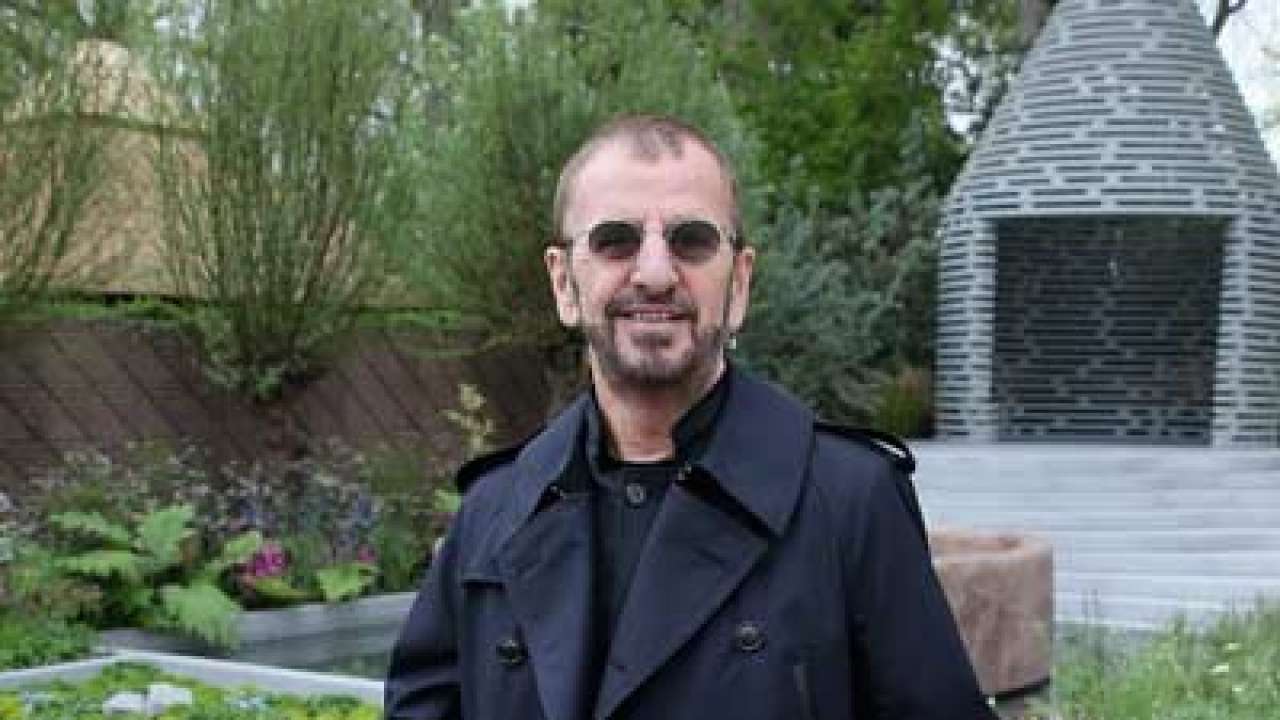 Ringo starr set to be honoured with lifetime of peace and love award