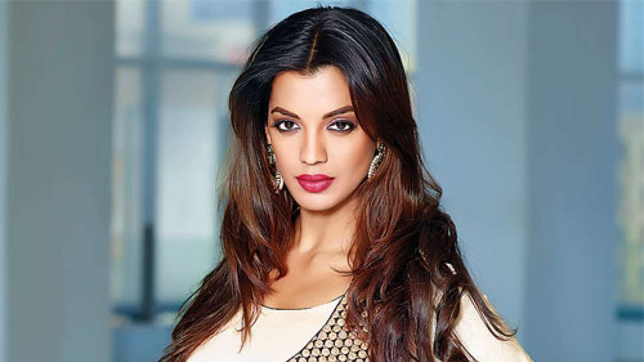 Mugdha godse to judge a youth show