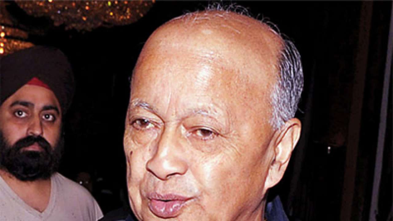 No chief minister stooped so low, virbhadra singh on prem kumar dhumal