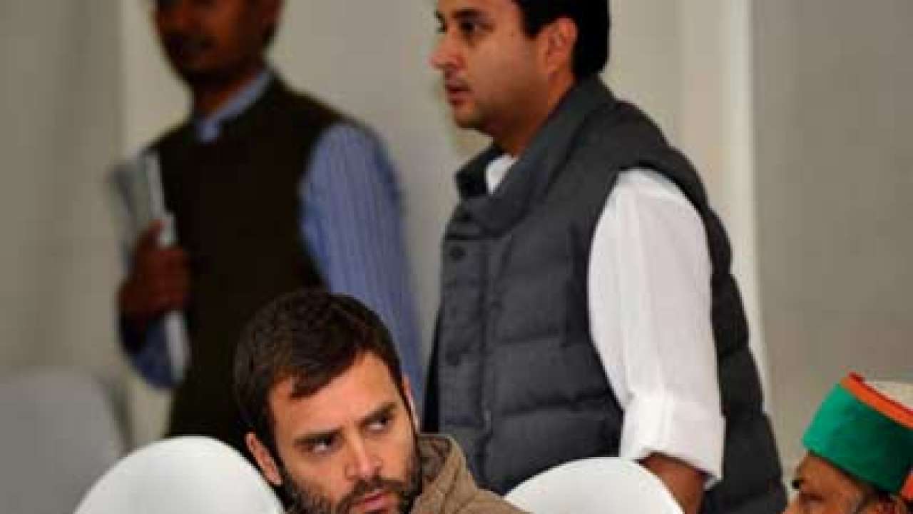 national-youth-policy-2014-unveiled-by-rahul-gandhi
