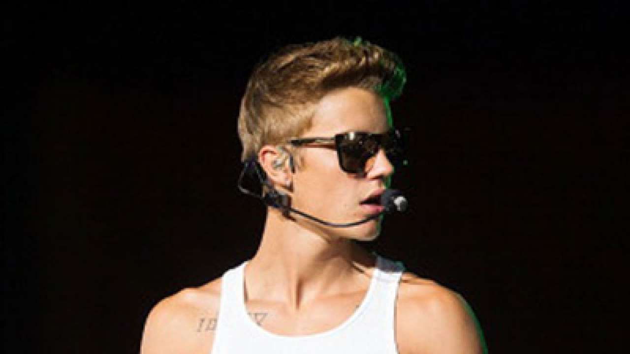 Justin bieber surprises with sxsw performance