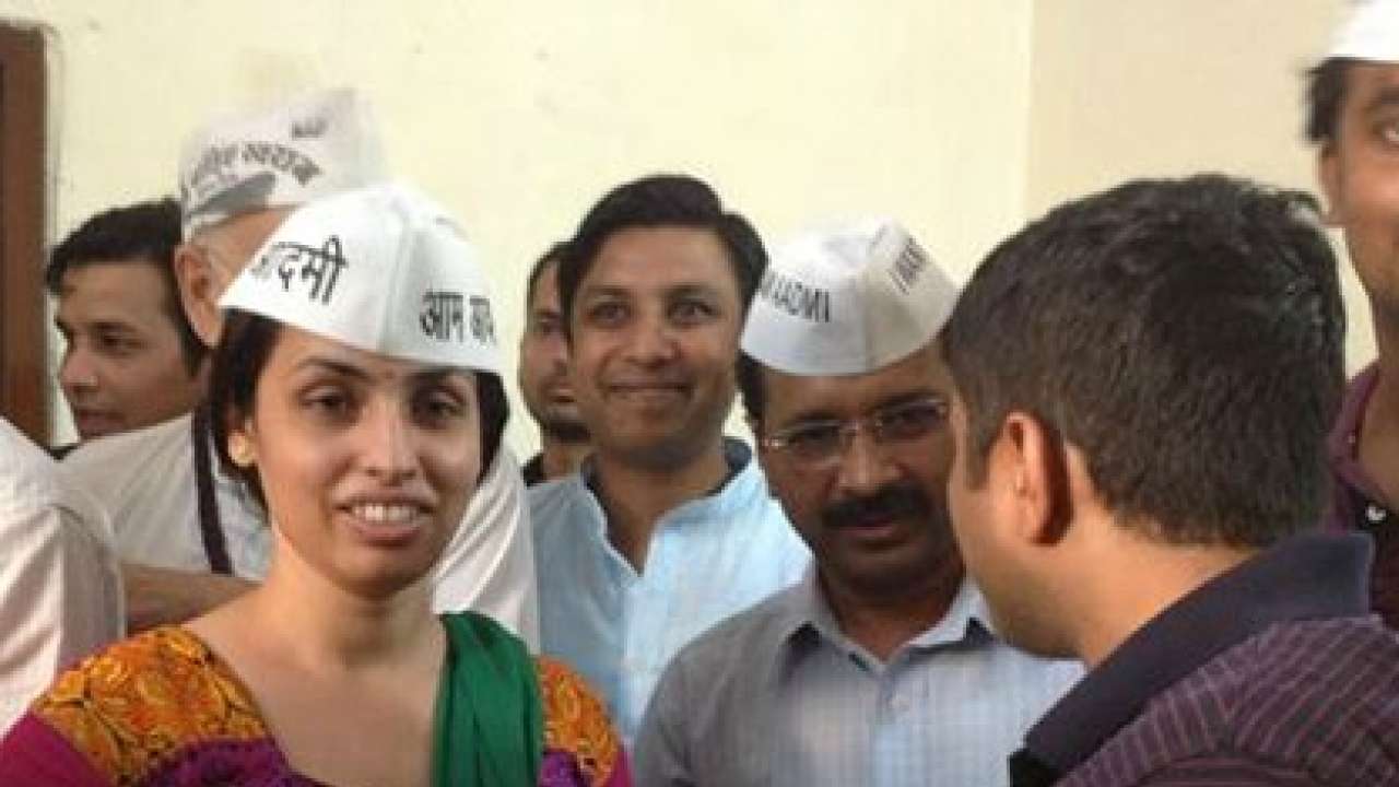 NRIs quit job, back home to campaign for AAP