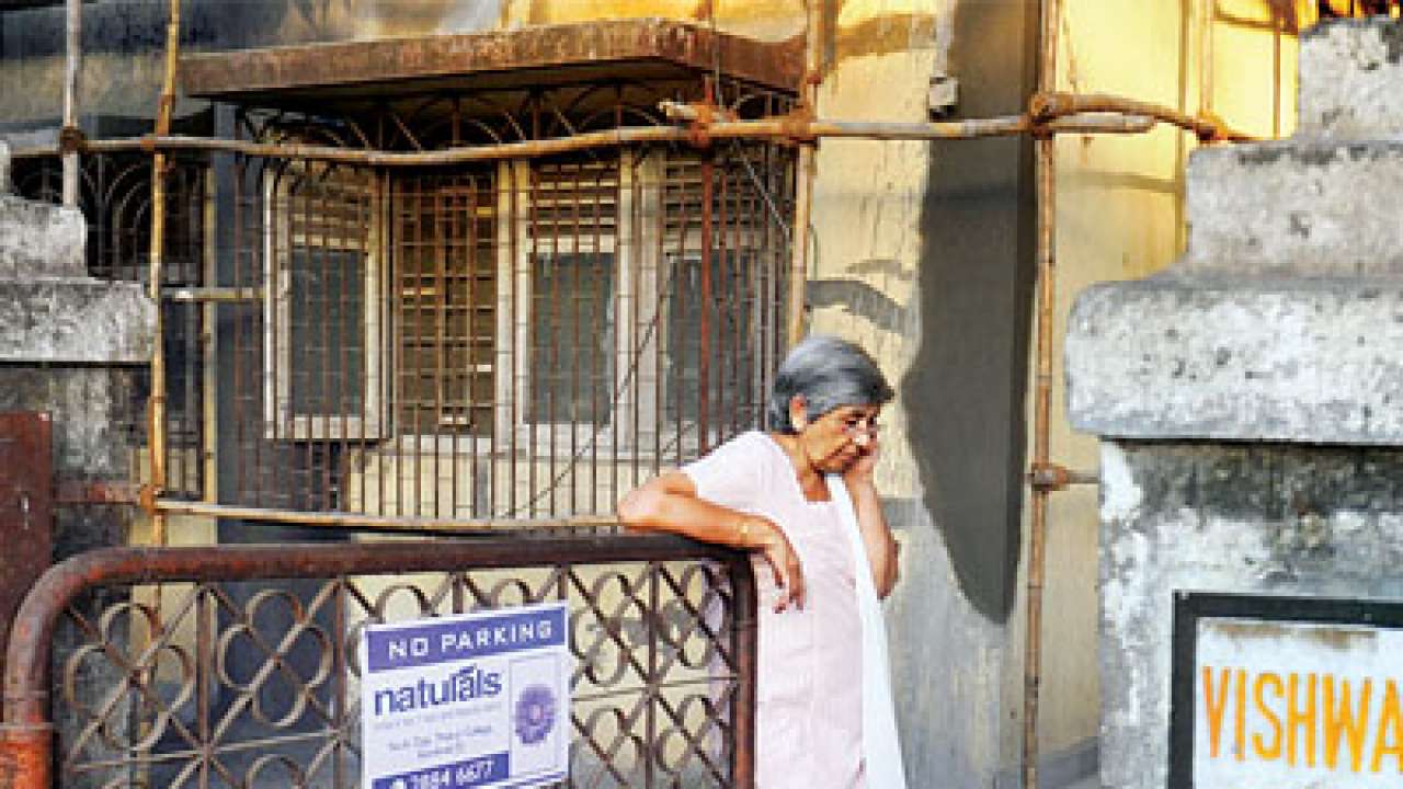 Maharashtra government ambulance on call, a dud