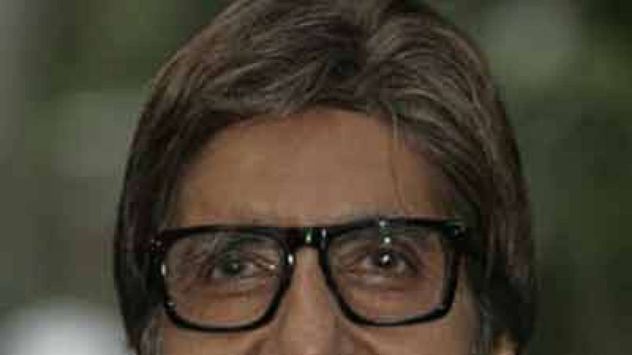 Pakistan S Ex Pm Invites Amitabh Bachchan To His Country dna india