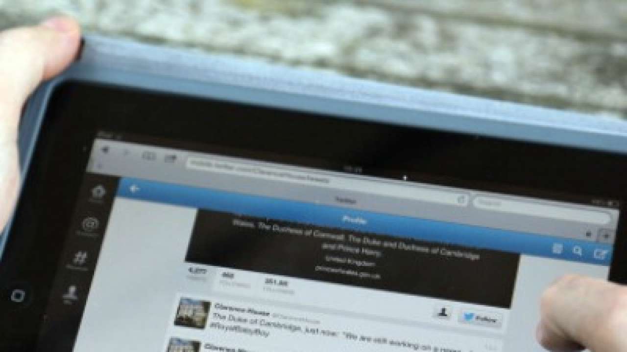 Apple to introduce split screen iPad multitasking feature in iOS 8 Apple to introduce split screen iPad multitasking feature in iOS 8