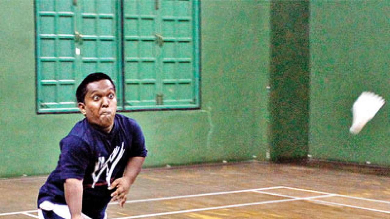 Dwarf badminton champ headed to uk tourney