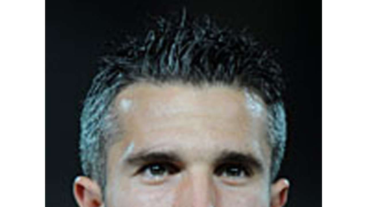 Crystal Palace linked with a move for former Arsenal and Manchester United  striker Robin van Persie - football.london