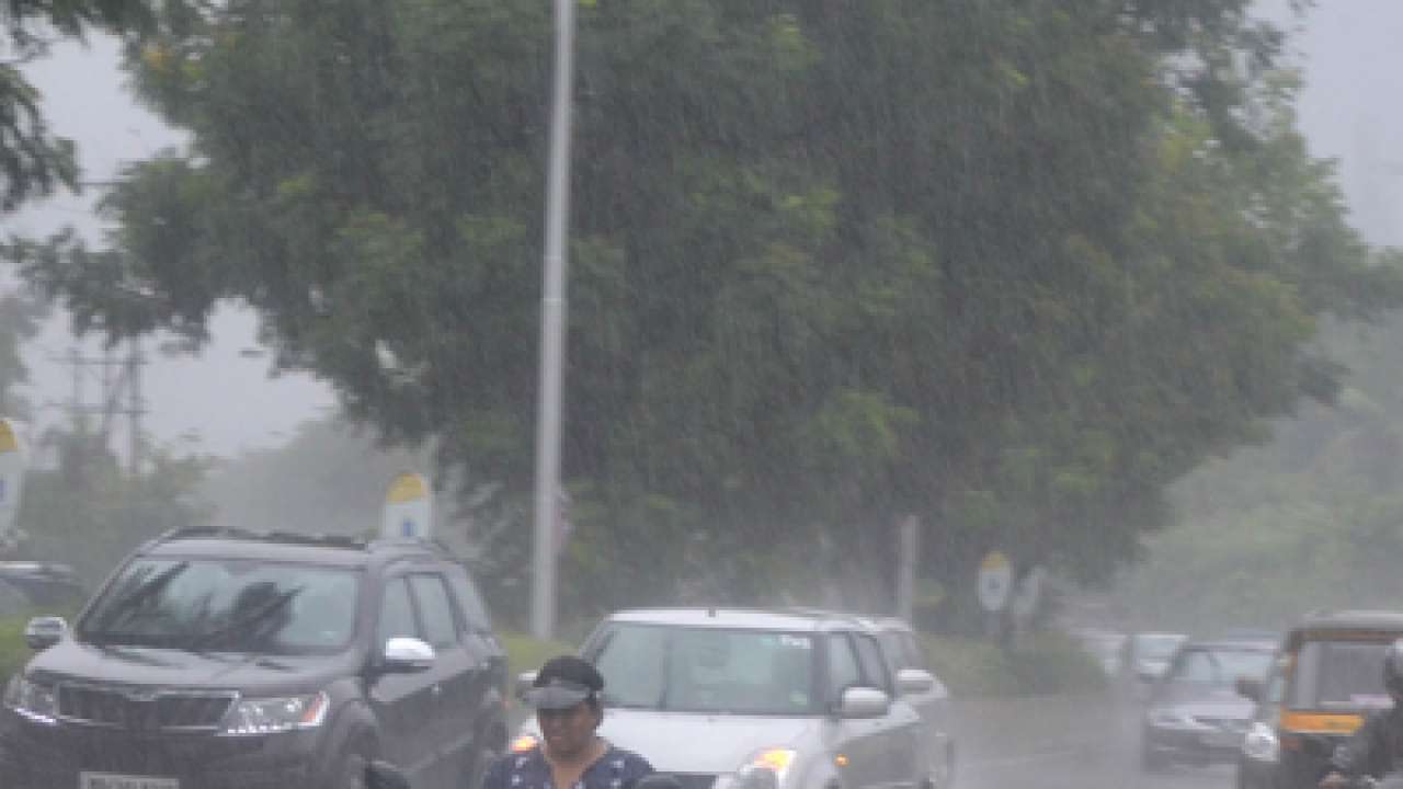 Heavy rainfall in Nashik for third consecutive day