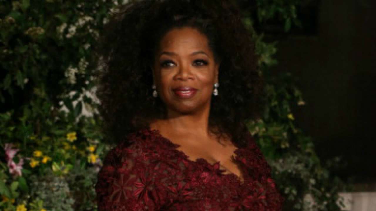 Oprah Winfrey takes ice bucket challenge; Challenges Helen Mirren
