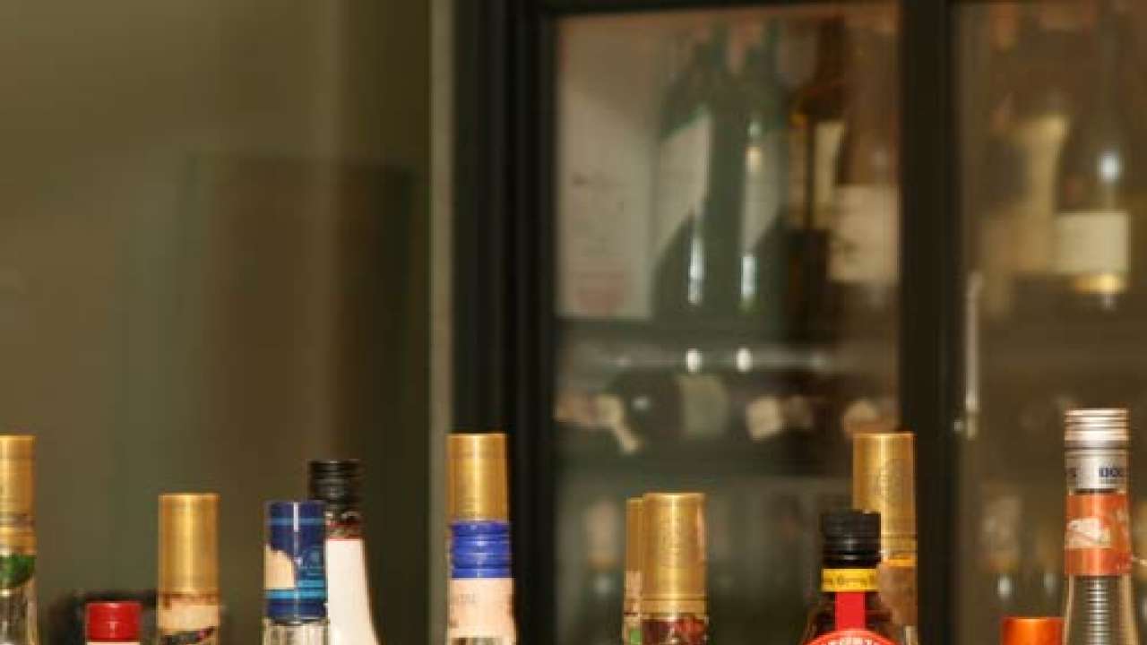 Kerala government approves UDF move to close down bars