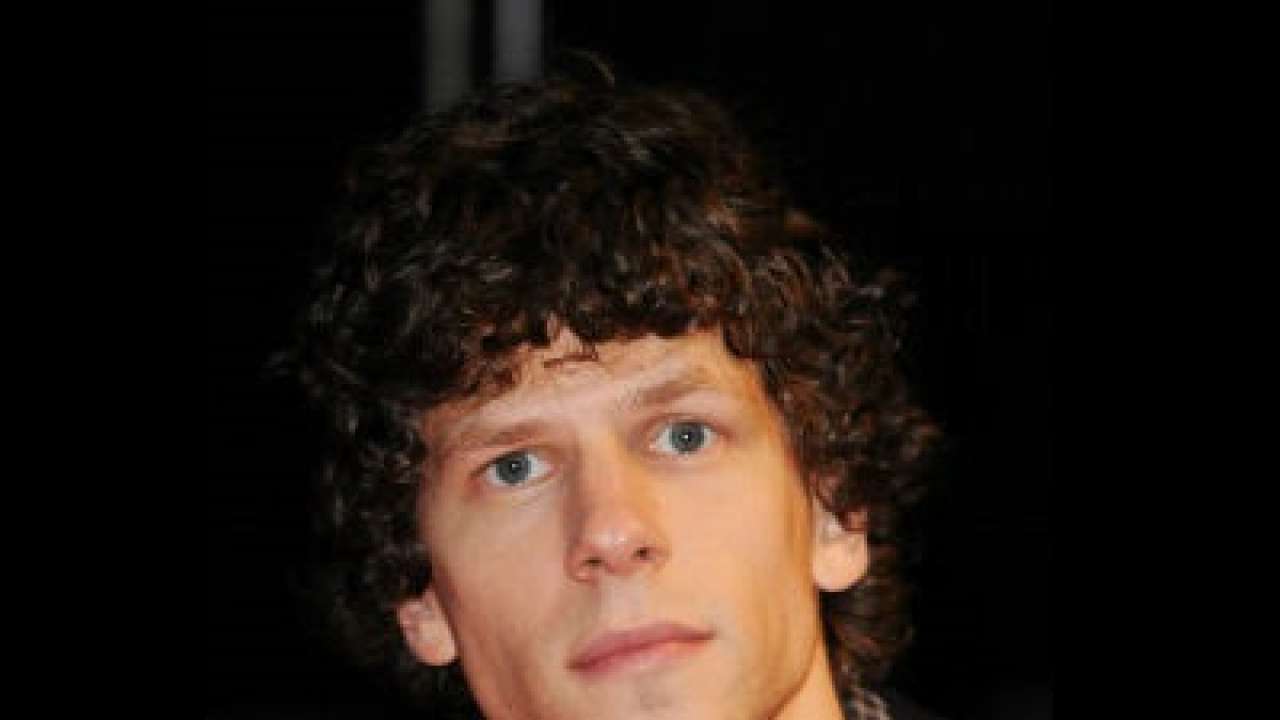 Jesse Eisenberg describes Lex luthor as 'complicated, challenging person''