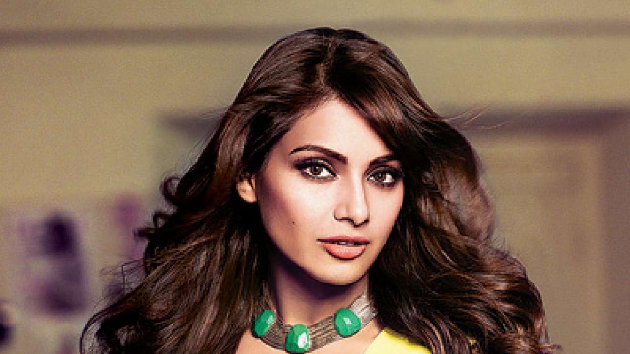 Blind stories are false: Bipasha Basu