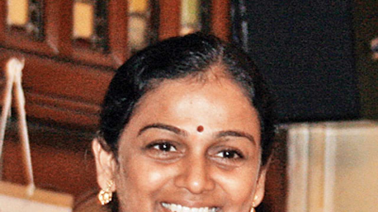 Former Mumbai Mayor of Shiv Sena Shubha Raul is now MNS nominee