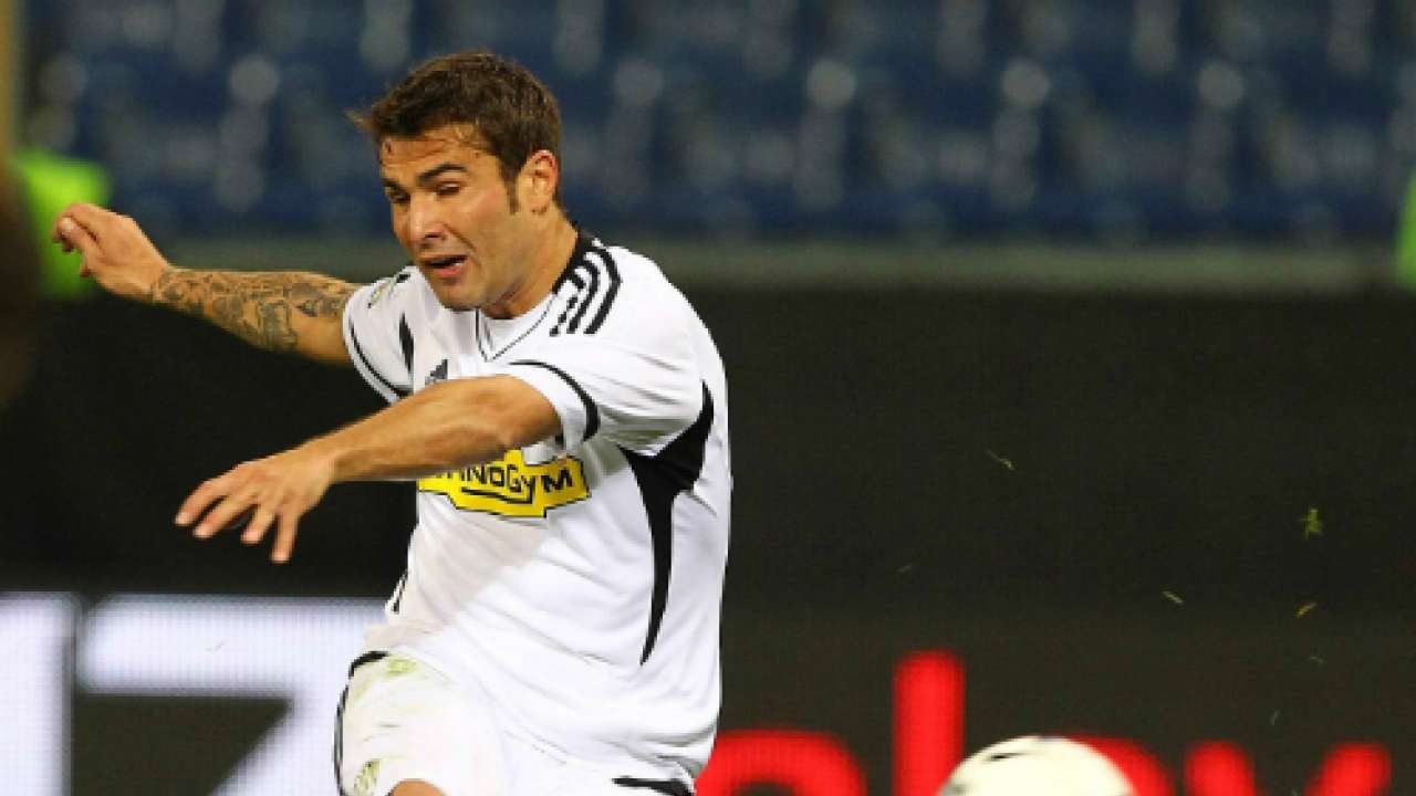 Isl: former chelsea striker adrian mutu rubbishes rumours of being denied a visa after appearing drunk at embassy in bucharest