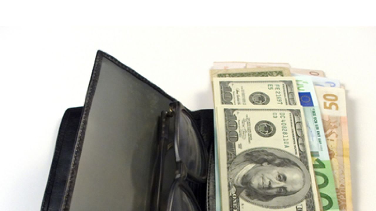 Wealthy Wednesdays How should you carry your foreign currency when