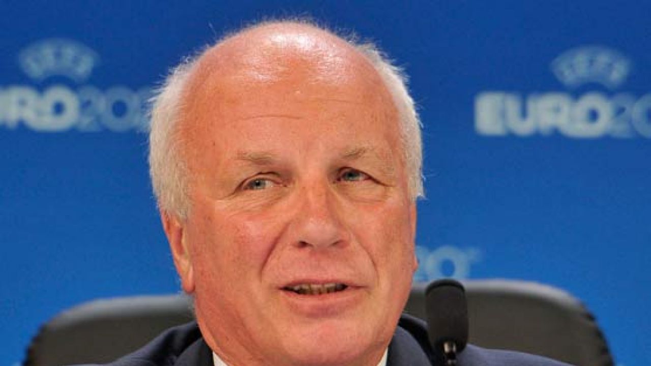 FA chairman Greg Dyke calls for FIFA presidential challenge against ...
