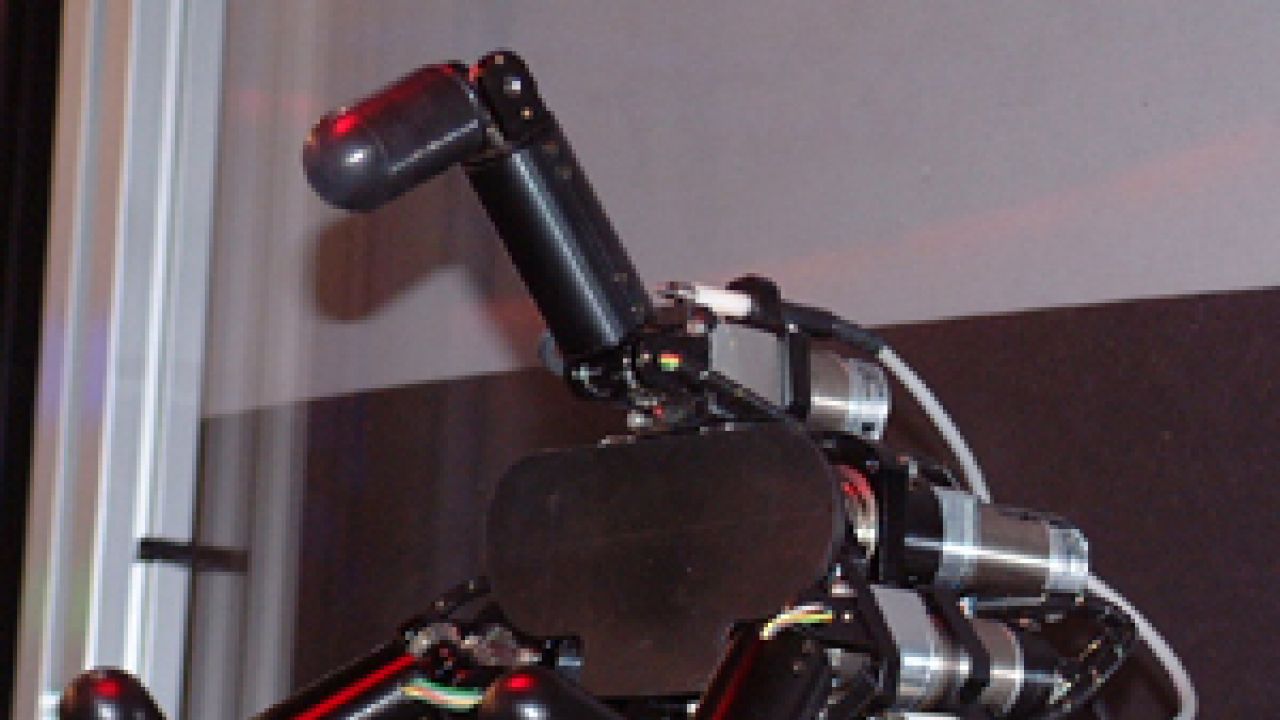 Japanese researchers close to finishing baseballplaying robot