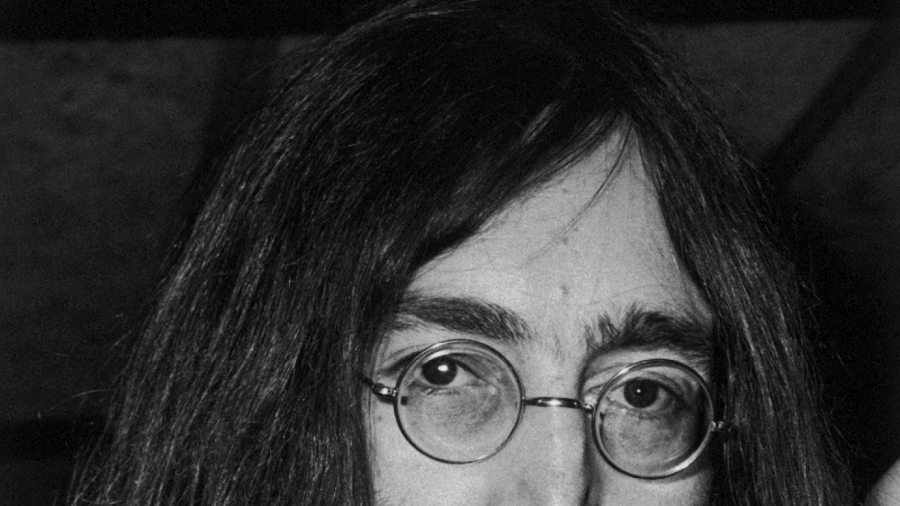 John Lennon's Gretsch guitar expected to fetch more than £400,000 at