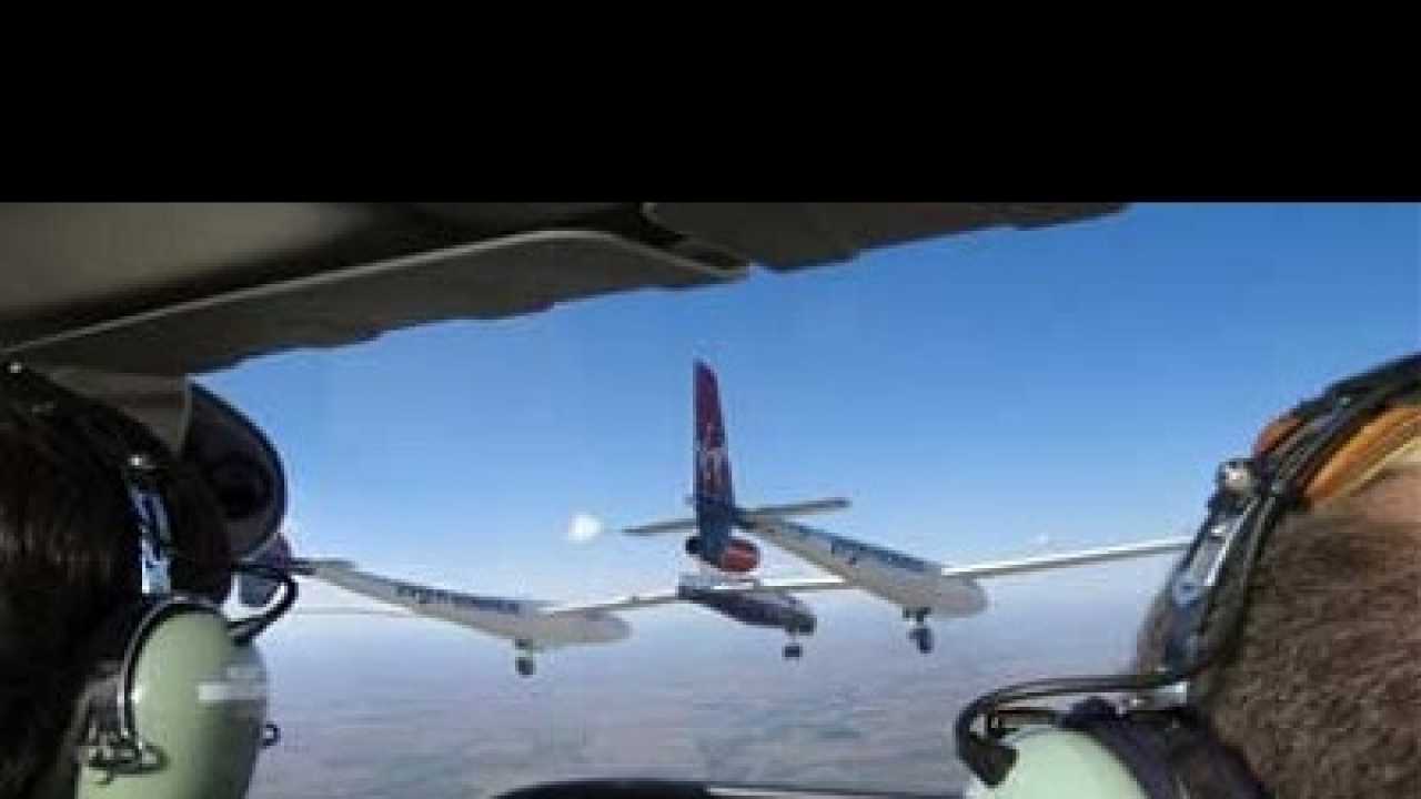 Power outage at air traffic centre closes of UK airspace