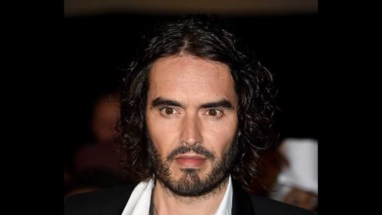 Russell Brand under fire for views on terrorism on day of Peshawar ...