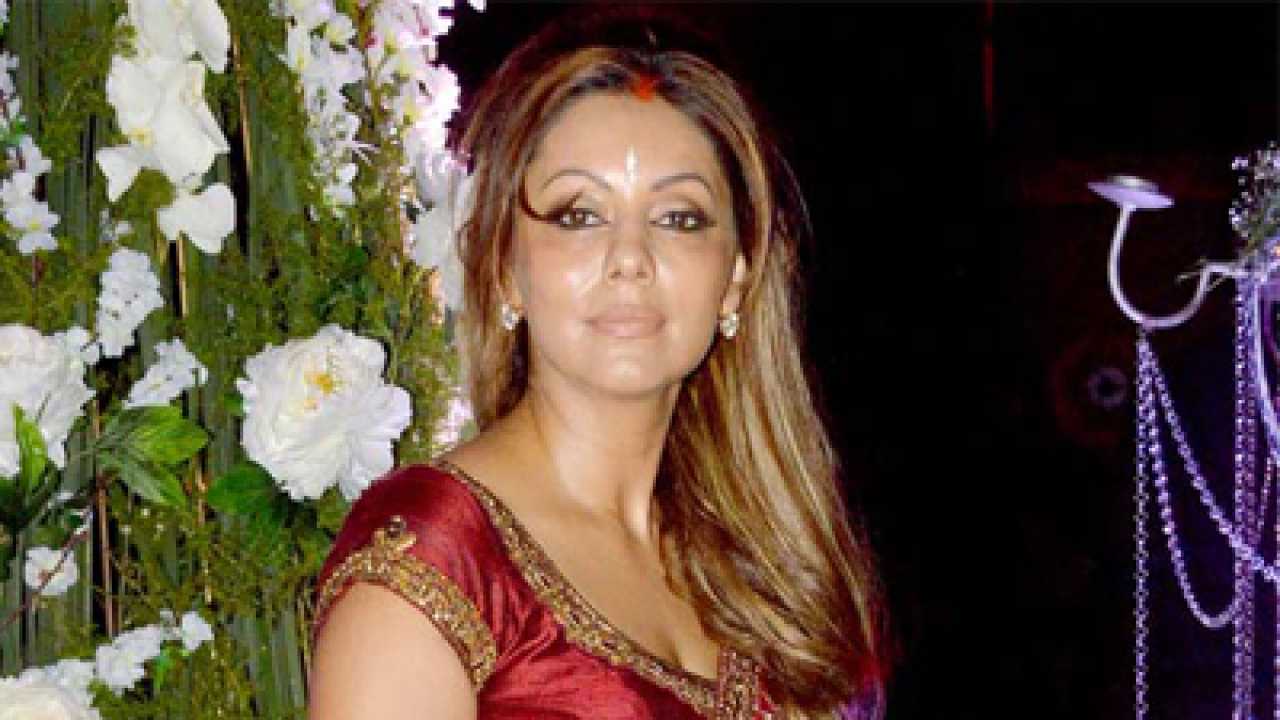 Watch video: When Shah Rukh Khan's wife Gauri Khan danced on Salman