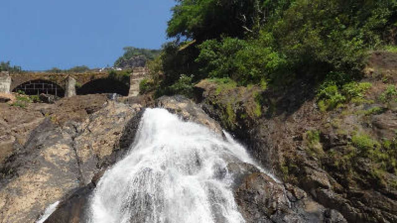 crackdown-on-use-of-soap-in-famous-courtallam-falls-in-tamil-nadu