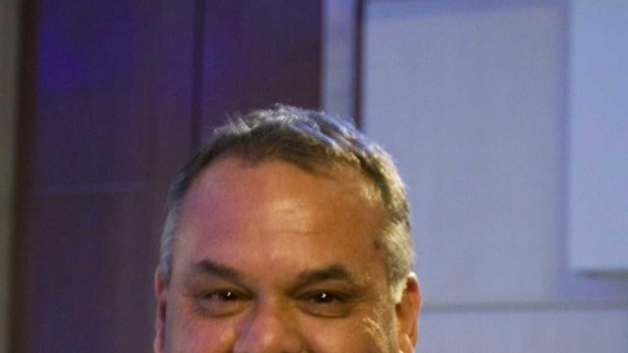 Zimbabwe appoint Dav Whatmore as coach ahead of 2015 World Cup