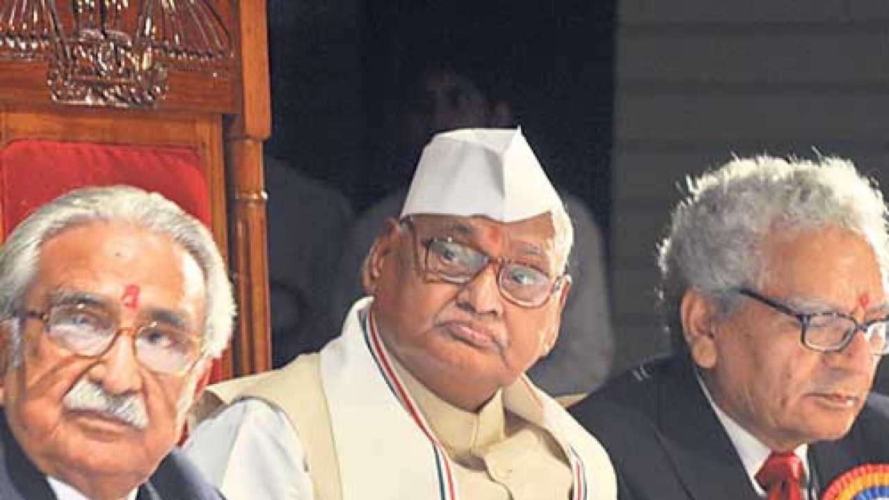 Vyapam scam Madhya Pradesh Governor Ram Naresh Yadav resigns