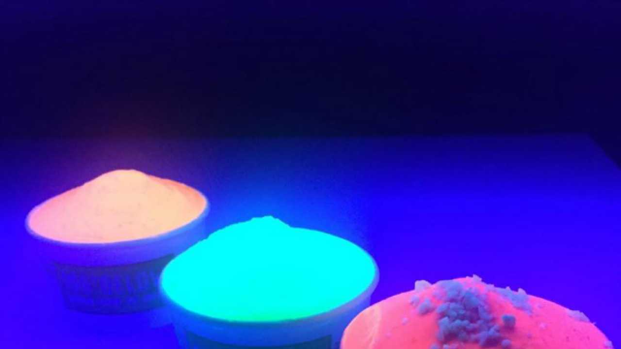 Australian ice cream parlour introduces glowinthedark flavours