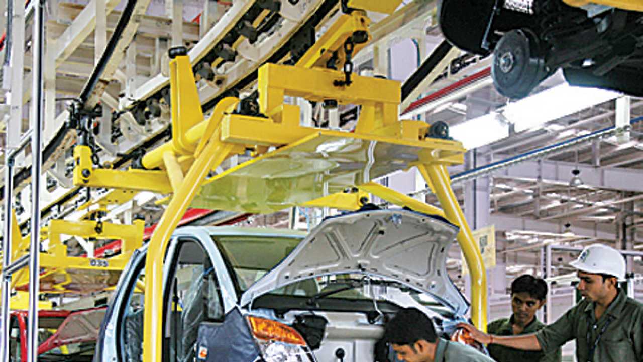 'Make in Maharashtra' on right track, a big boost to industries CM