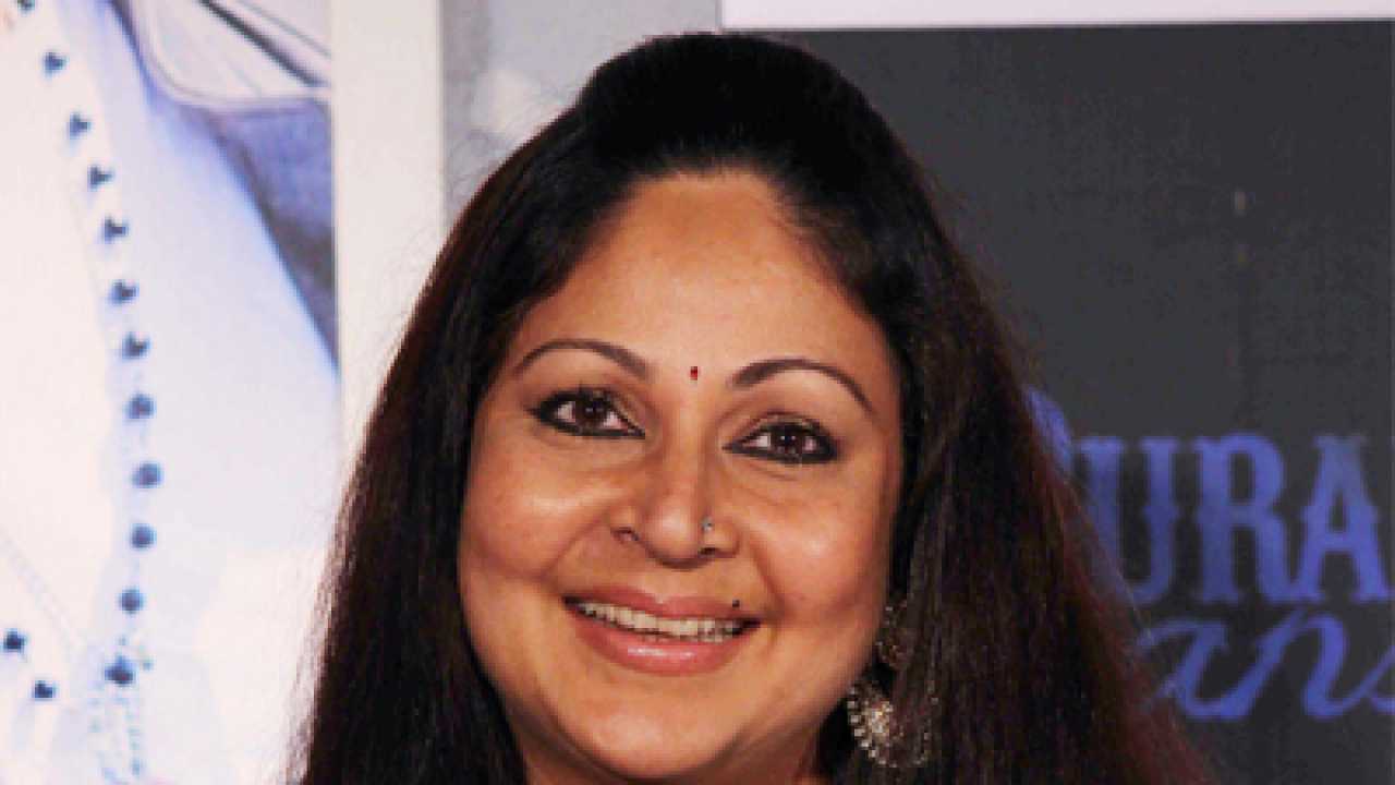 Rati Agnihotri files domestic violence case against husband