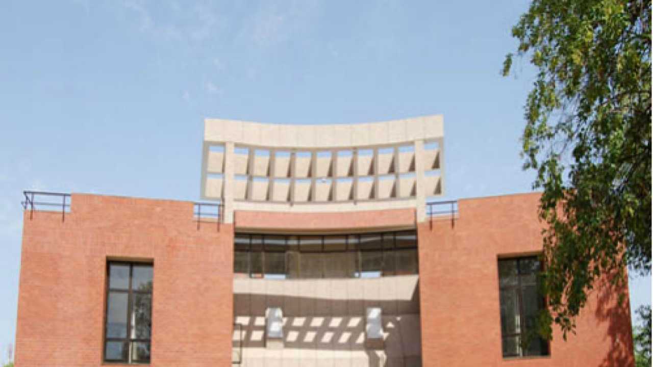 IIT Kanpur, BHEL sign MoU to develop advance technology