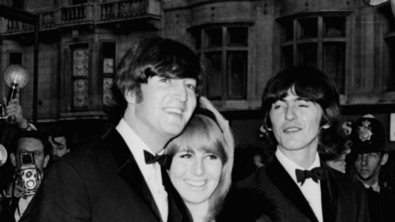 Late Beatle John Lennons First Wife Cynthia Dies 