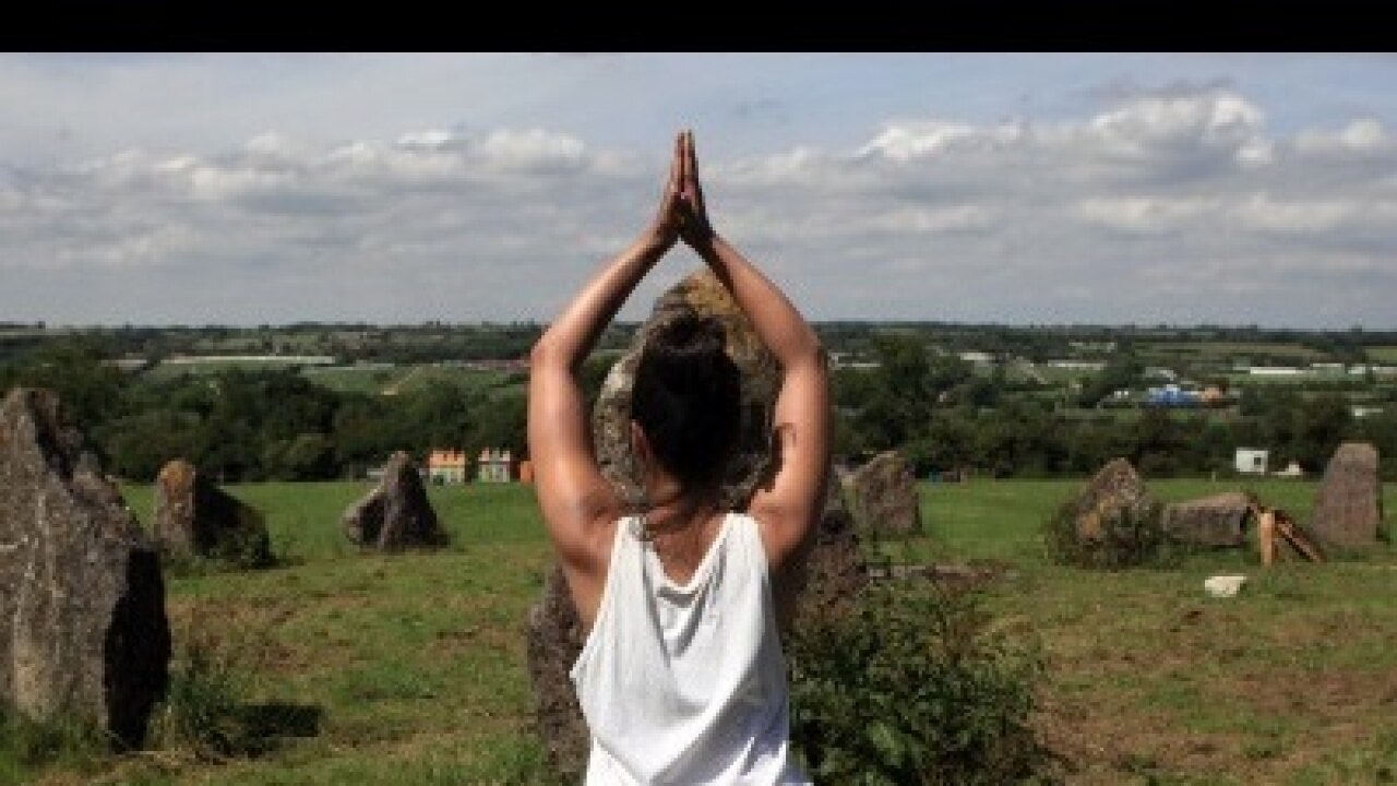 Yoga Fever (Maroon) main image 1