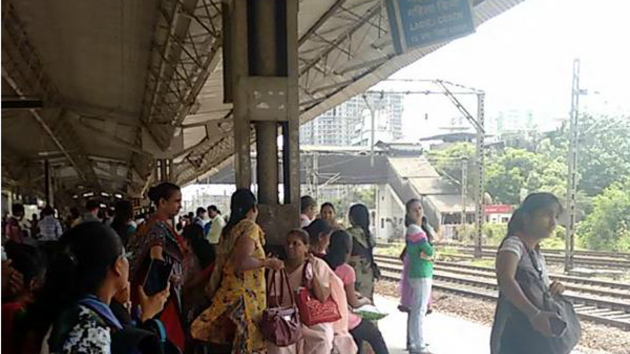 Due to technical glitch, Central Railways train services affected