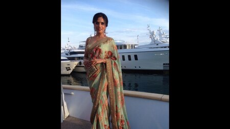 Richa Chadha chose a Sabyasachi saree for the premier of her movie 'Masaan'. Image Credit: Twitter
