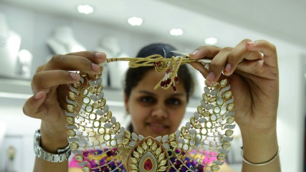 Kalyan jewellers 24 on sale carat gold price