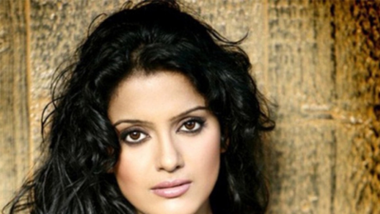 Here's how 'Fukrey' actress Vishakha Singh reacted to a man’s vulgar comment on Facebook